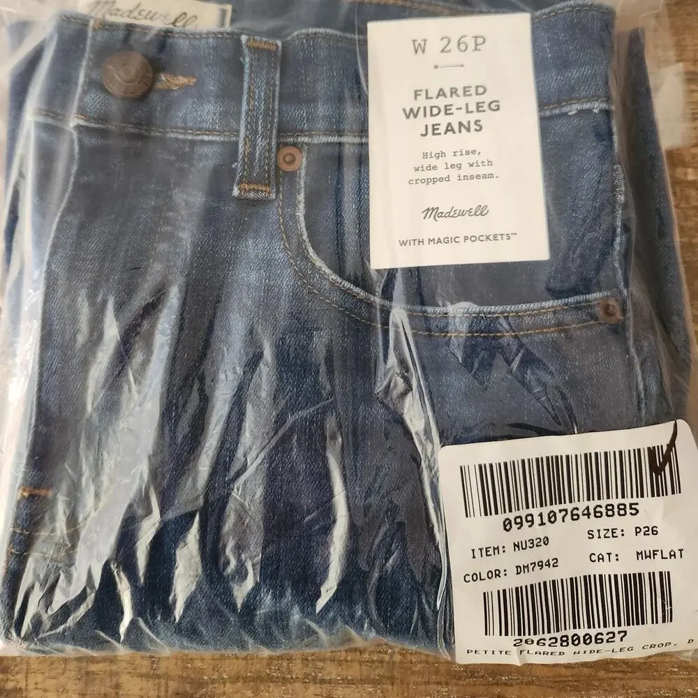 NWT Madewell Petite Flared Wide-Leg Crop Jeans Blue 26P *Flaw